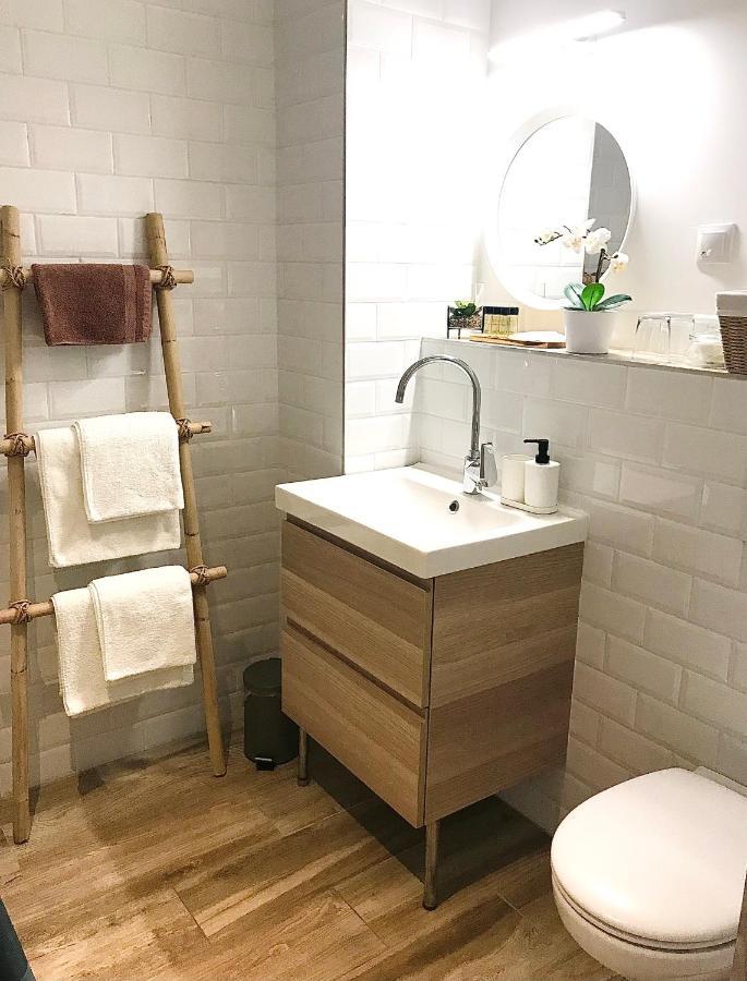 Elizabeth Garden Premium Apartment ケチケメート エクステリア 写真