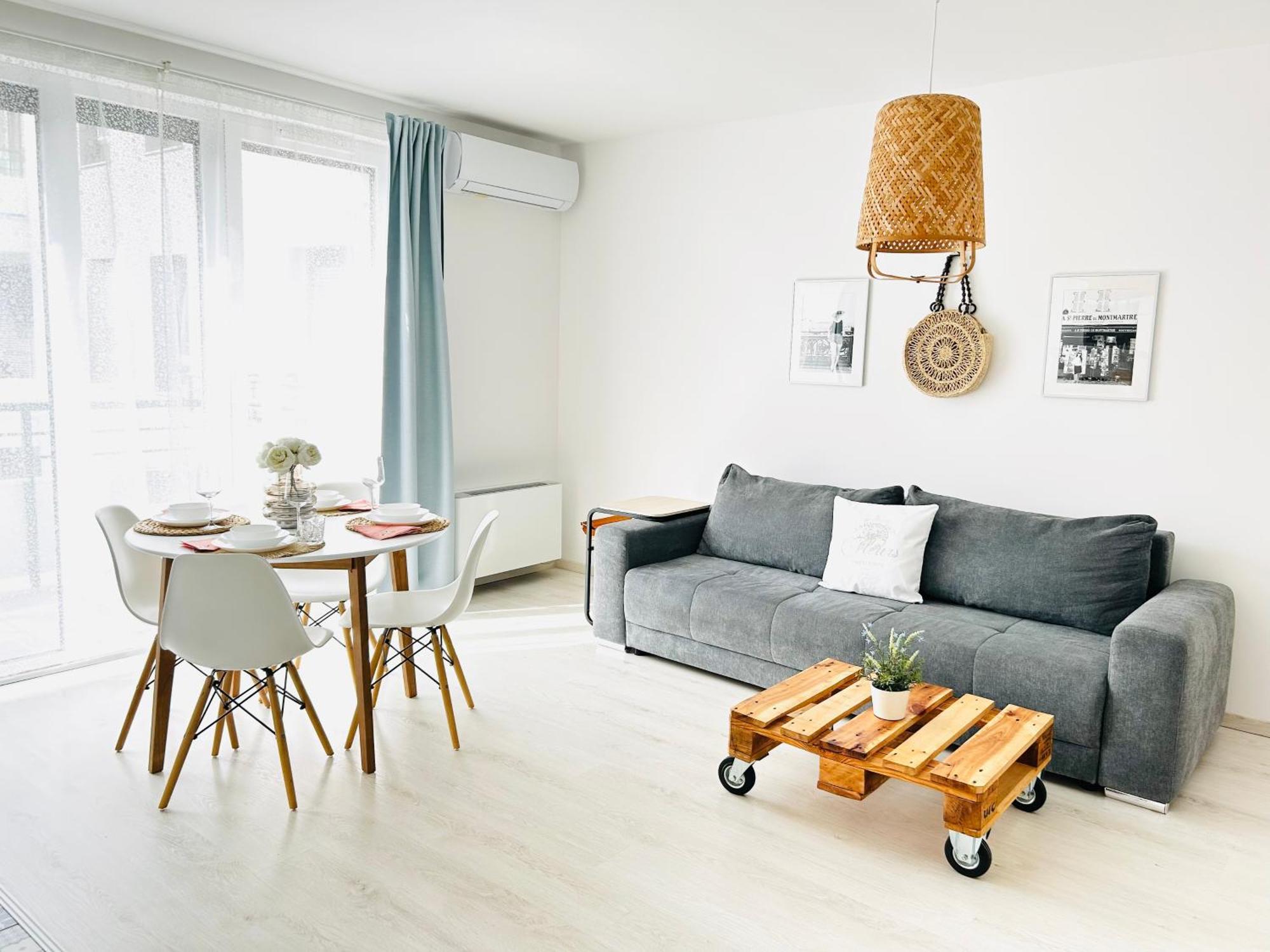 Elizabeth Garden Premium Apartment ケチケメート エクステリア 写真