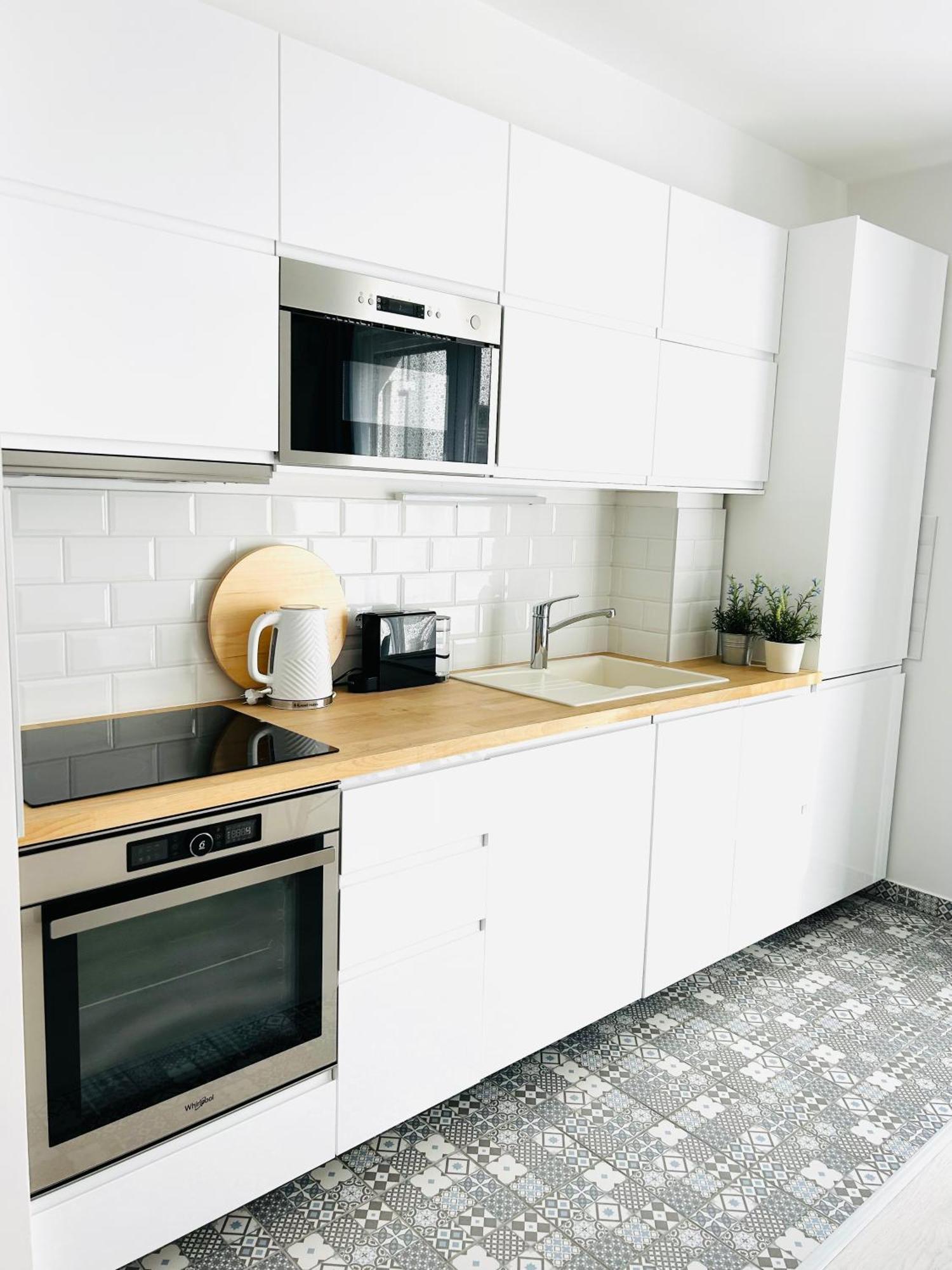 Elizabeth Garden Premium Apartment ケチケメート エクステリア 写真